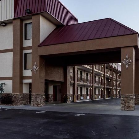 Red Roof Inn & Suites Pigeon Forge Parkway Εξωτερικό φωτογραφία