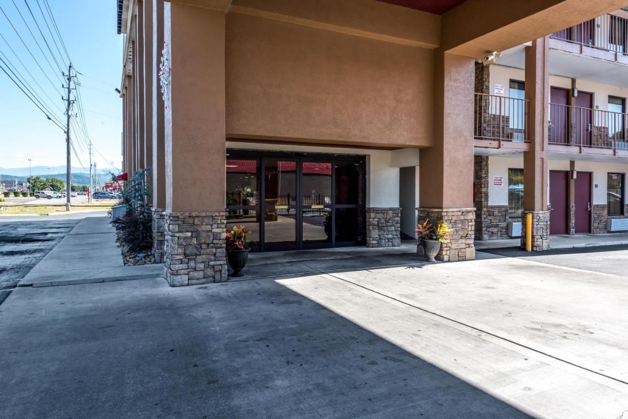 Red Roof Inn & Suites Pigeon Forge Parkway Εξωτερικό φωτογραφία