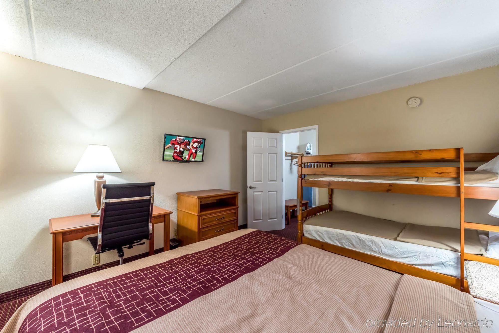 Red Roof Inn & Suites Pigeon Forge Parkway Εξωτερικό φωτογραφία