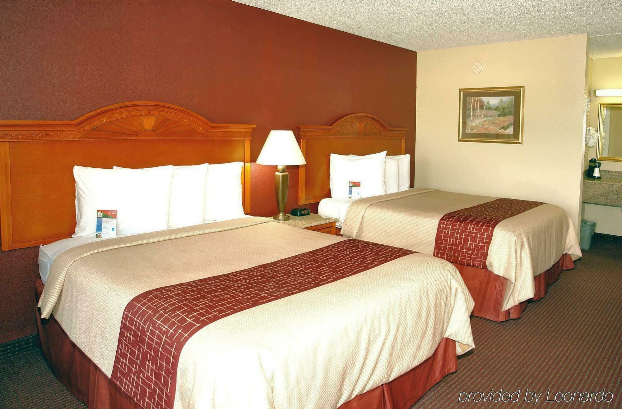 Red Roof Inn & Suites Pigeon Forge Parkway Εξωτερικό φωτογραφία